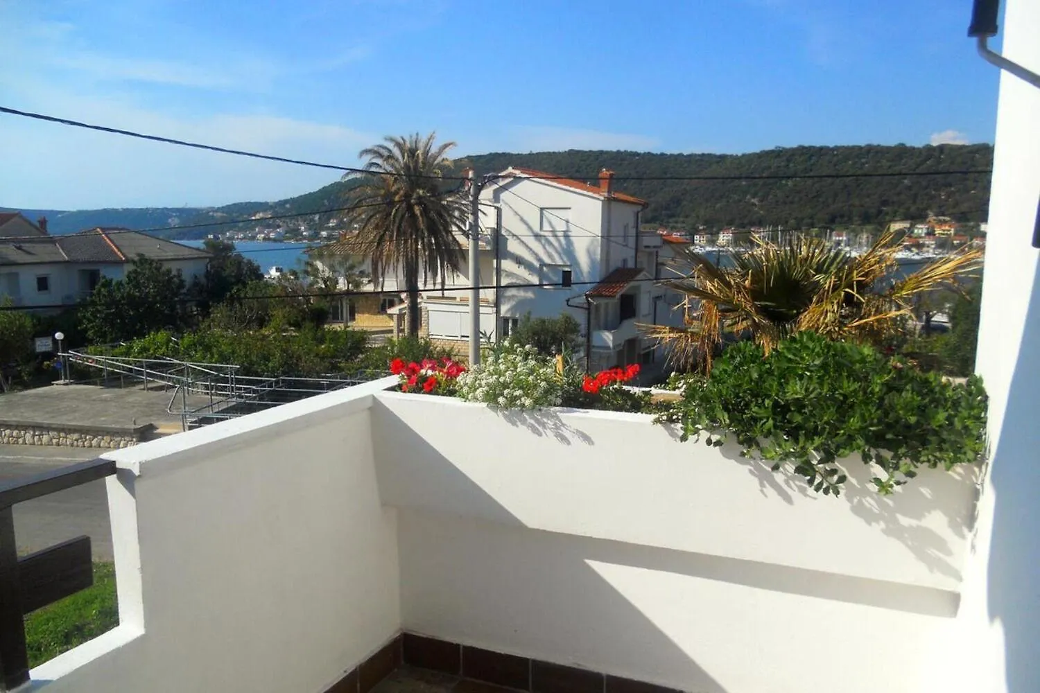 Apartments Ivo - With Terrace Supetarska Draga